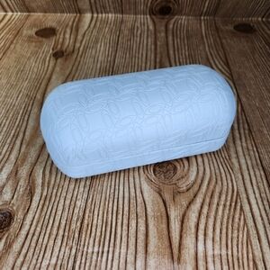 Oakley Hard Clamshell Sunglasses Case-White Embossed‎ Leather